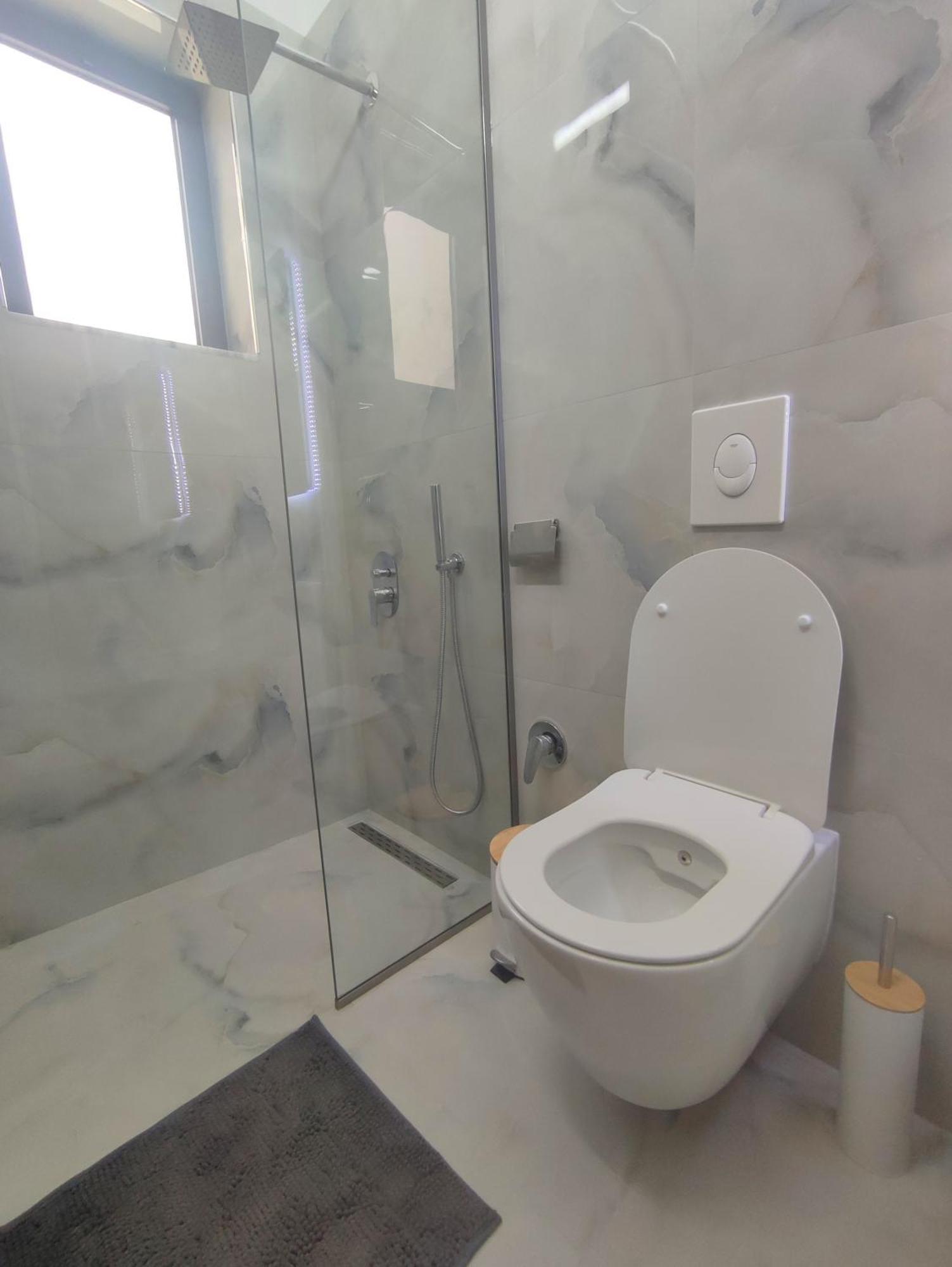 Bp Beach Apartments Golem  Esterno foto