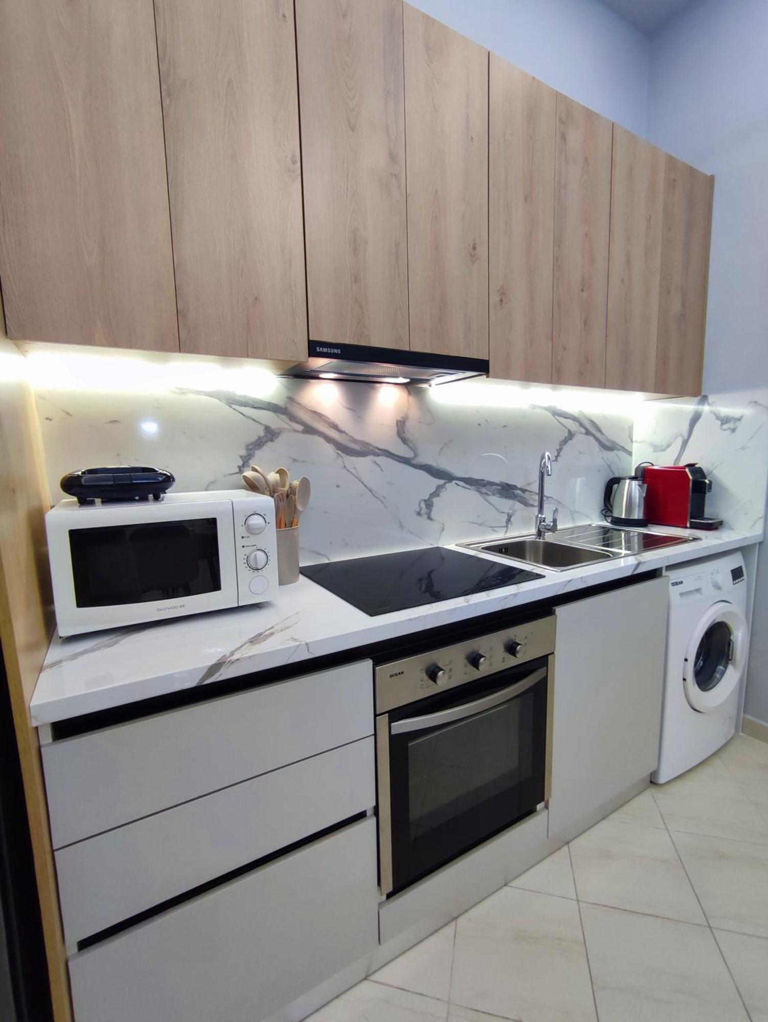 Bp Beach Apartments Golem  Esterno foto