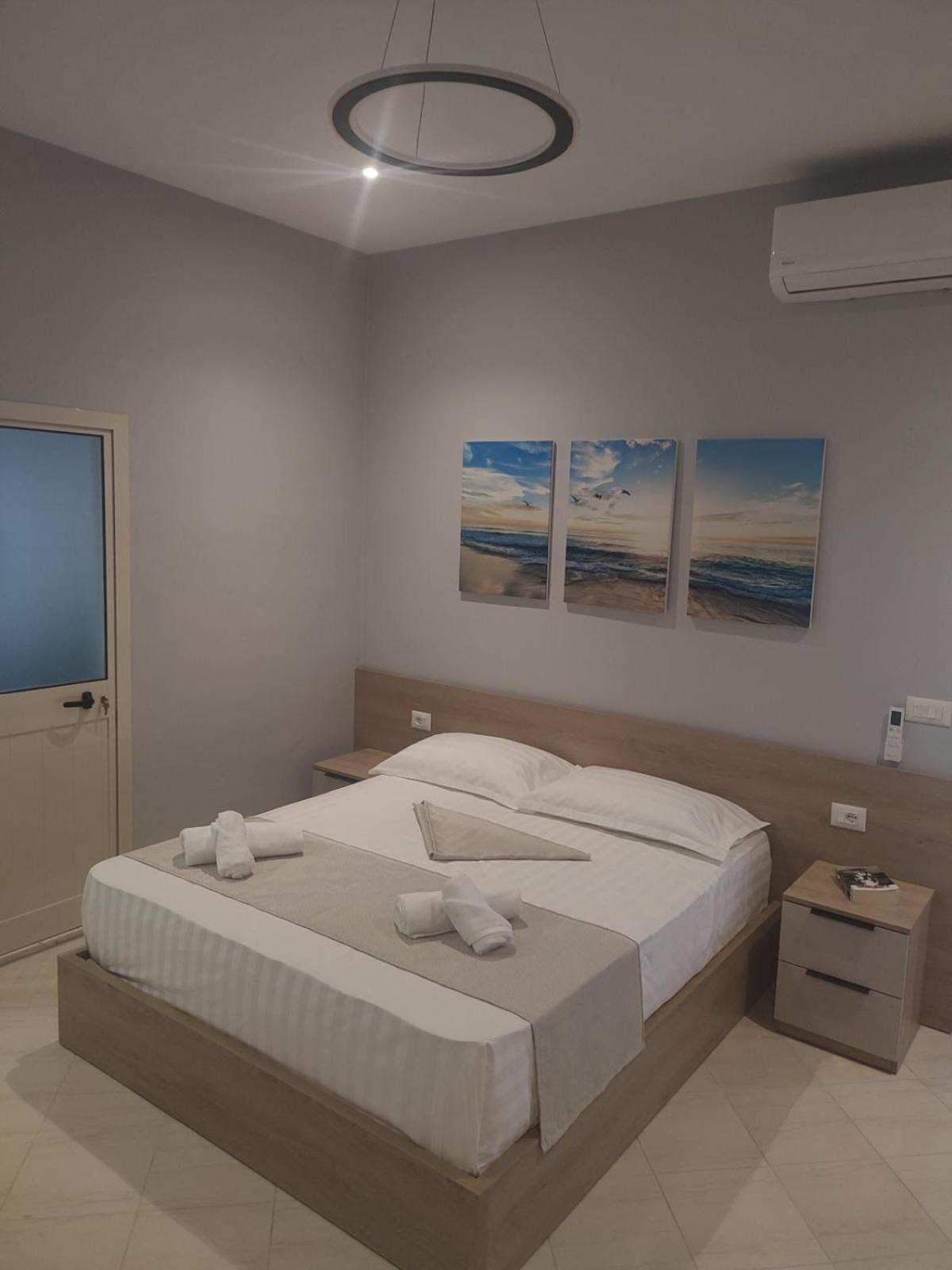 Bp Beach Apartments Golem  Esterno foto