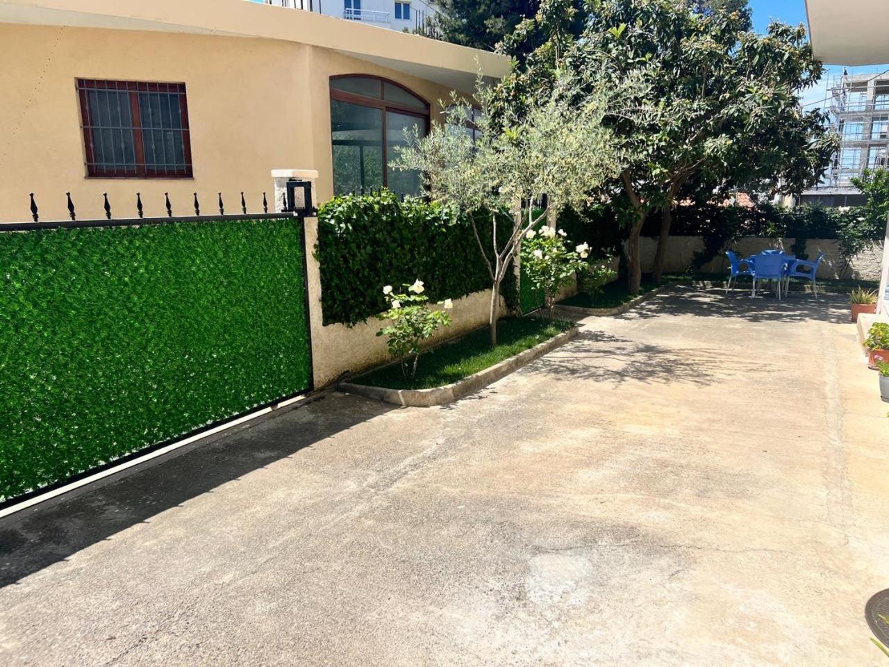 Bp Beach Apartments Golem  Esterno foto